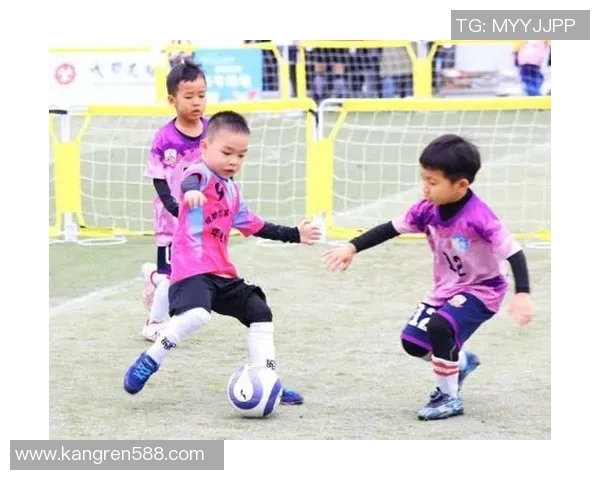 当今足球明星童年故事揭秘他们如何从小梦想成真 当今足球明星童年故事揭秘他们如何从小梦想成真