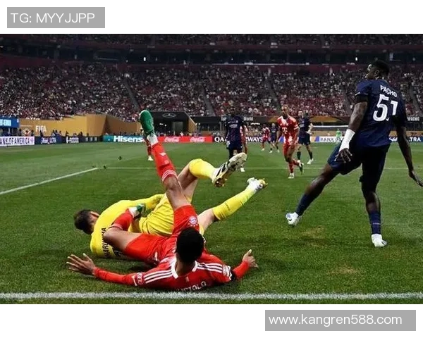 被人伤害的足球明星背后的故事与心路历程揭秘