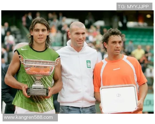 纳达尔退役引发热议足球明星身份揭晓背后的故事与影响